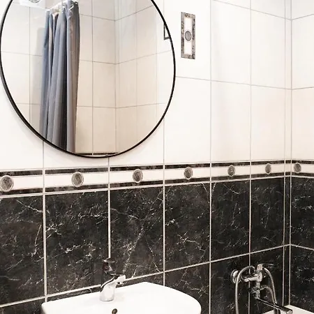 شقة на сихові 3й